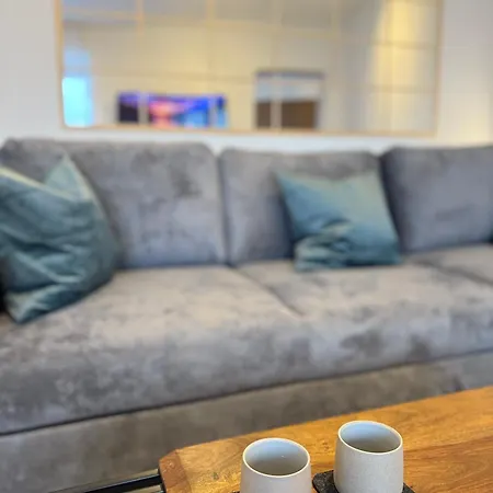 City-balkon 2 Sz, 2 Bad, 6 Gaeste Lejlighed *