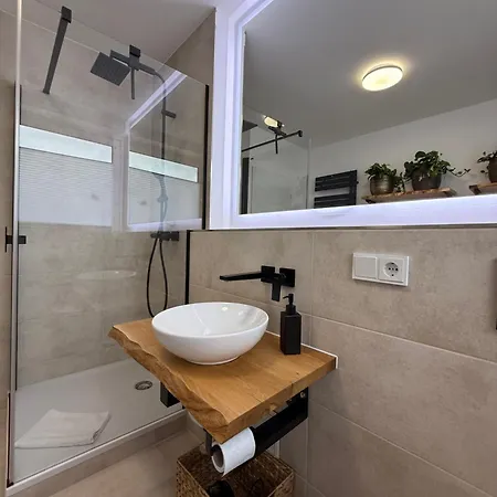 City-balkon 2 Sz, 2 Bad, 6 Gaeste Lejlighed Braunschweig